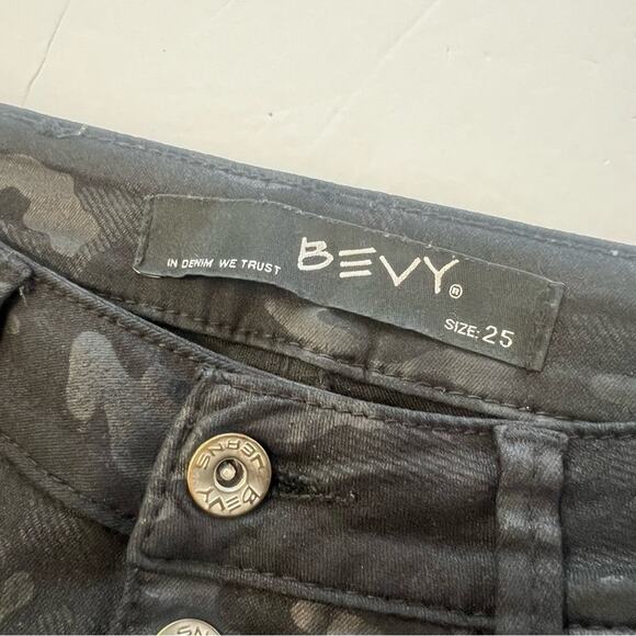 Bevy Flog Sz 25 Commando Button Fly Pant Black Camo - Picture 12 of 15